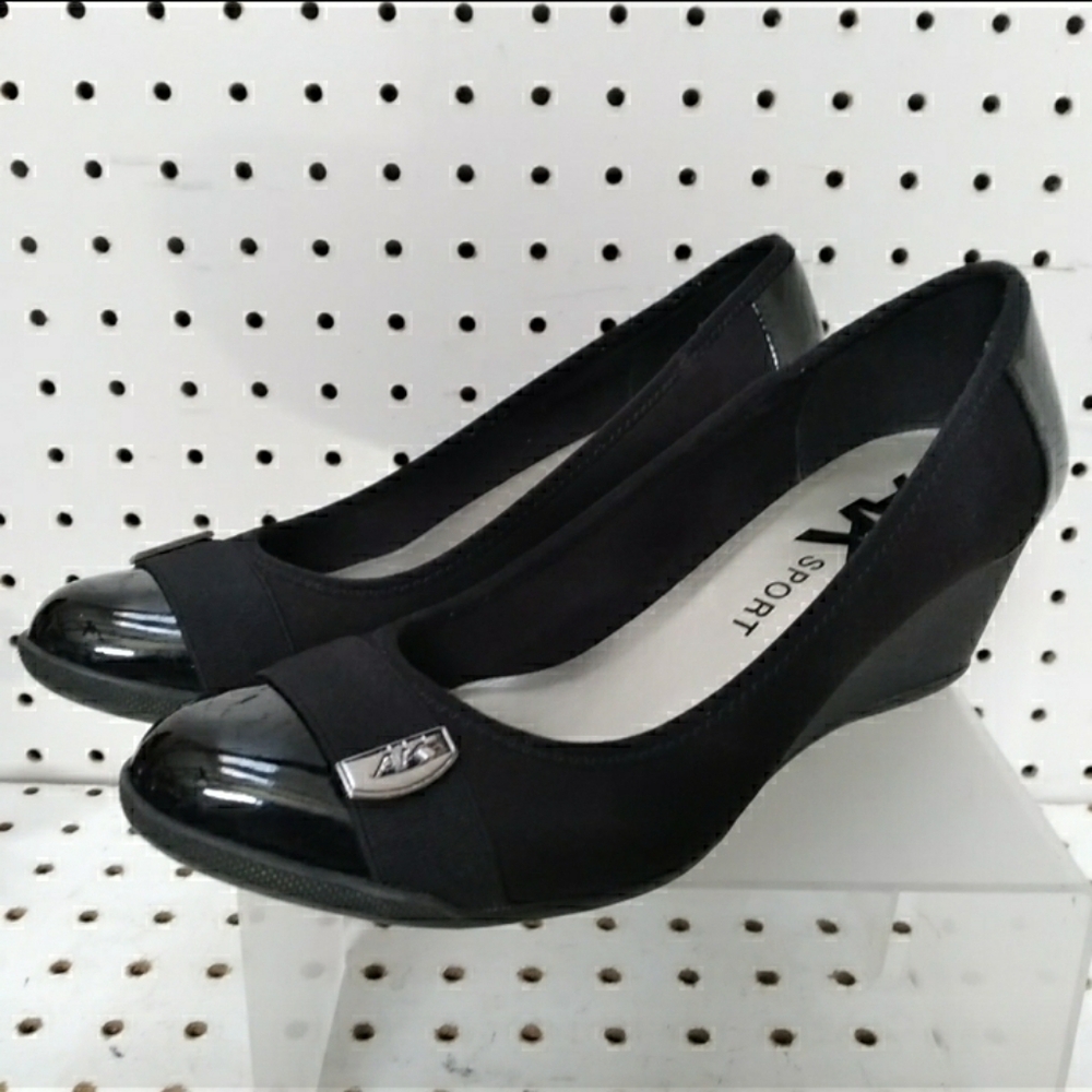 Anne Klein AK Sport | Women's Black Shoes | AK Logo Pump Low Wedge Slip-on 7.5 M - Picture 3 of 9